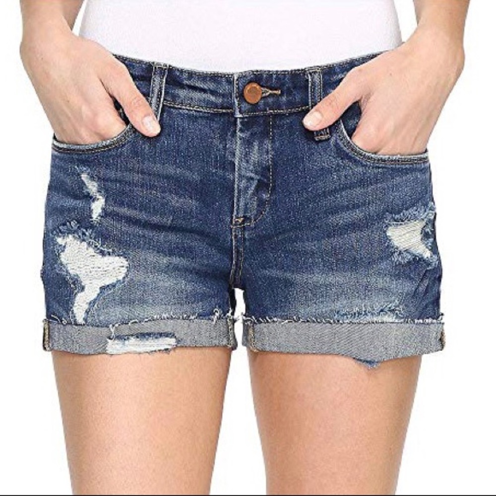 NWT!!! BLANKNYC - The Fulton Distressed Jean Short